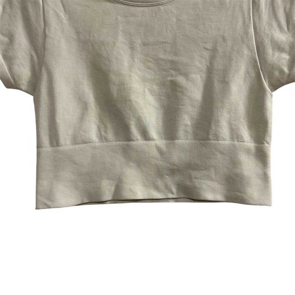 Offline by Aerie Women's White Cropped Crew Neck T-Shirt Size M Casual Top y2k - Picture 4 of 8